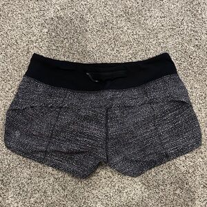 Lululemon Speed Up 2 inch Women's Black and Gray Shorts